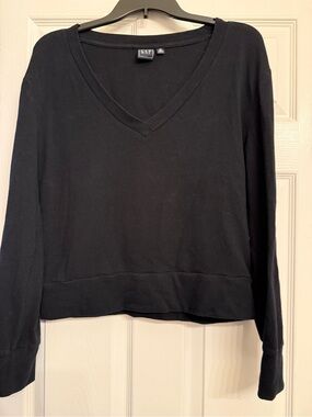 GAP Black V-Neck Lightweight Sweater